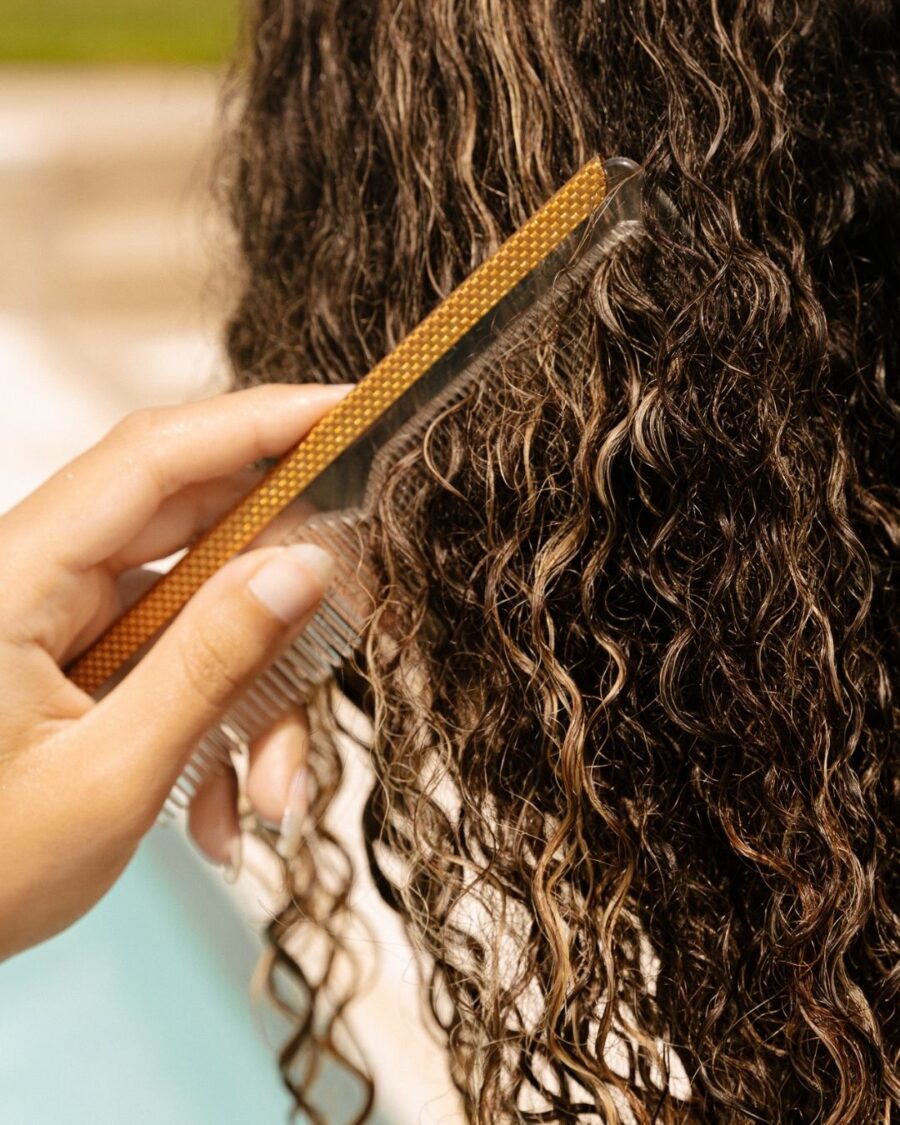 Brushing through curly hair