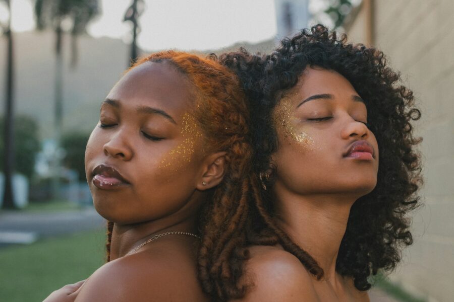 Different curl patterns and natural hair textures