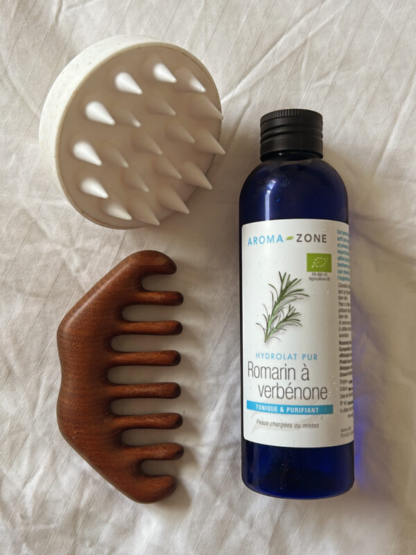 Shampoo wooden brush and oil