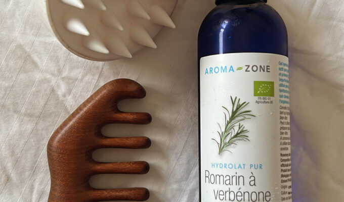 Shampoo wooden brush and oil