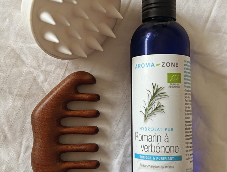 Shampoo wooden brush and oil