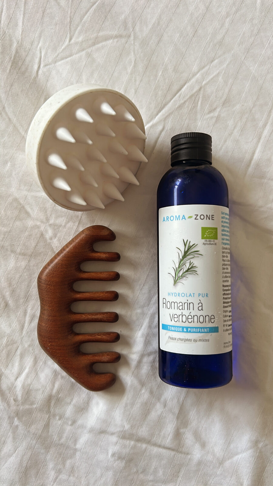 Shampoo wooden brush and oil